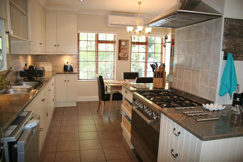 Cape Robin Cottage Franschhoek Room photo