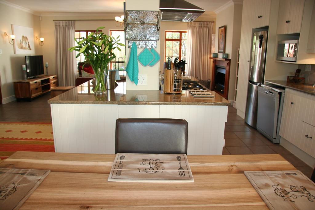 Cape Robin Cottage Franschhoek Room photo